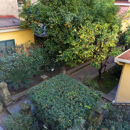 Colored House Until 7 People Above Sqplebiscito * Νάπολη