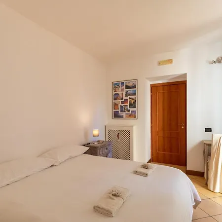 Διαμέρισμα Colored House Until 7 People Above Sqplebiscito