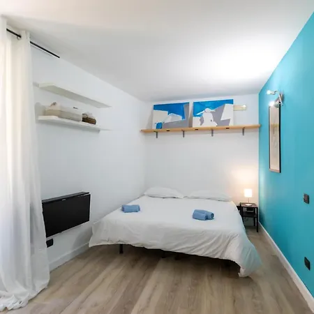 Διαμέρισμα Colored House Until 7 People Above Sqplebiscito