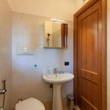 Colored House Until 7 People Above Sqplebiscito * Nápoles