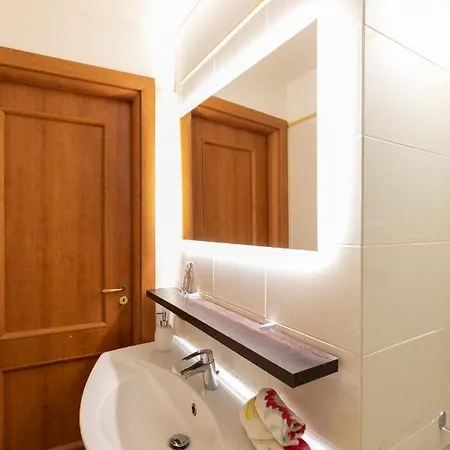 Apartamento Colored House Until 7 People Above Sqplebiscito *