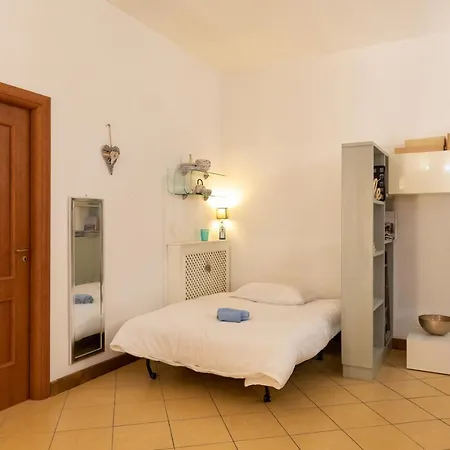 Colored House Until 7 People Above Sqplebiscito Apartamento *