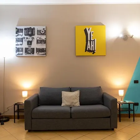 Colored House Until 7 People Above Sqplebiscito Nápoles